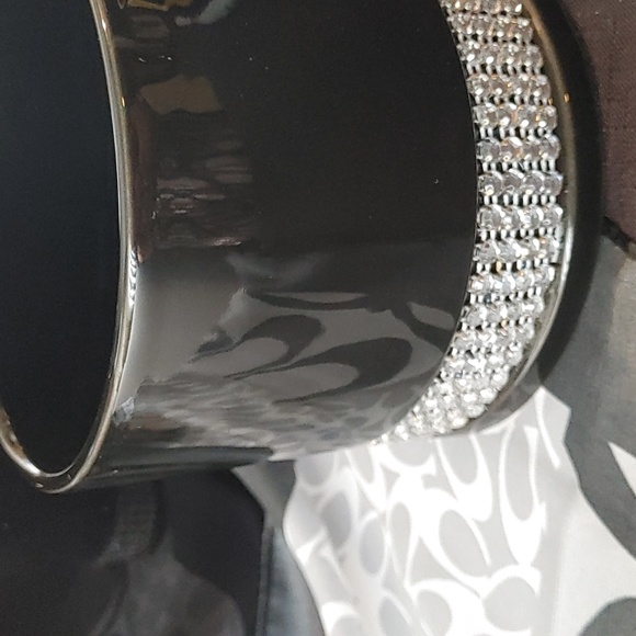 3/$30 Black Flower Pot and Bottle - Picture 2 of 5